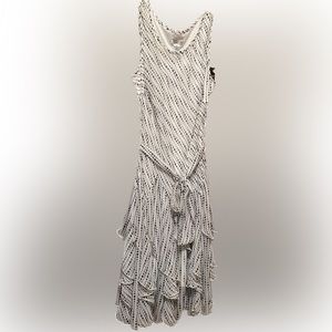 Amanda Lane white black dot pattern